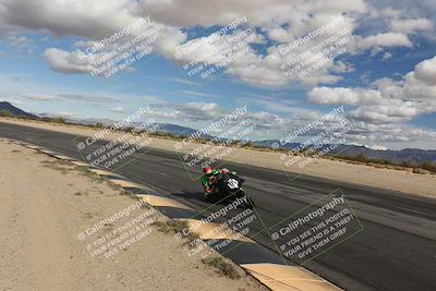 media/Nov-16-2025-Race Pace (Sun) [[8c5fa54630]]/Verified Riders/6-Turn 10 Inside (1145am)/